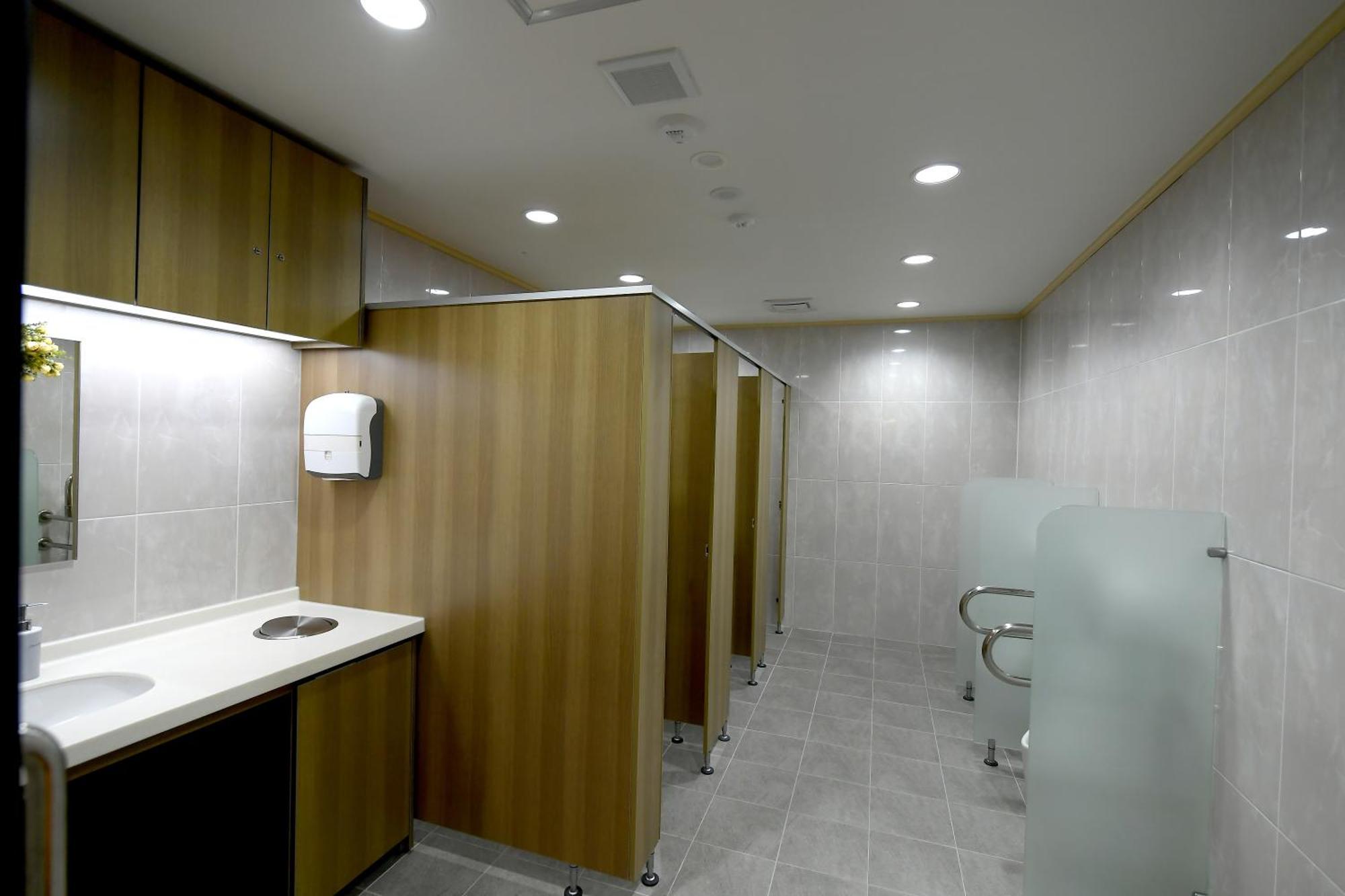 Toyoko Inn Changwon Zewnętrze zdjęcie