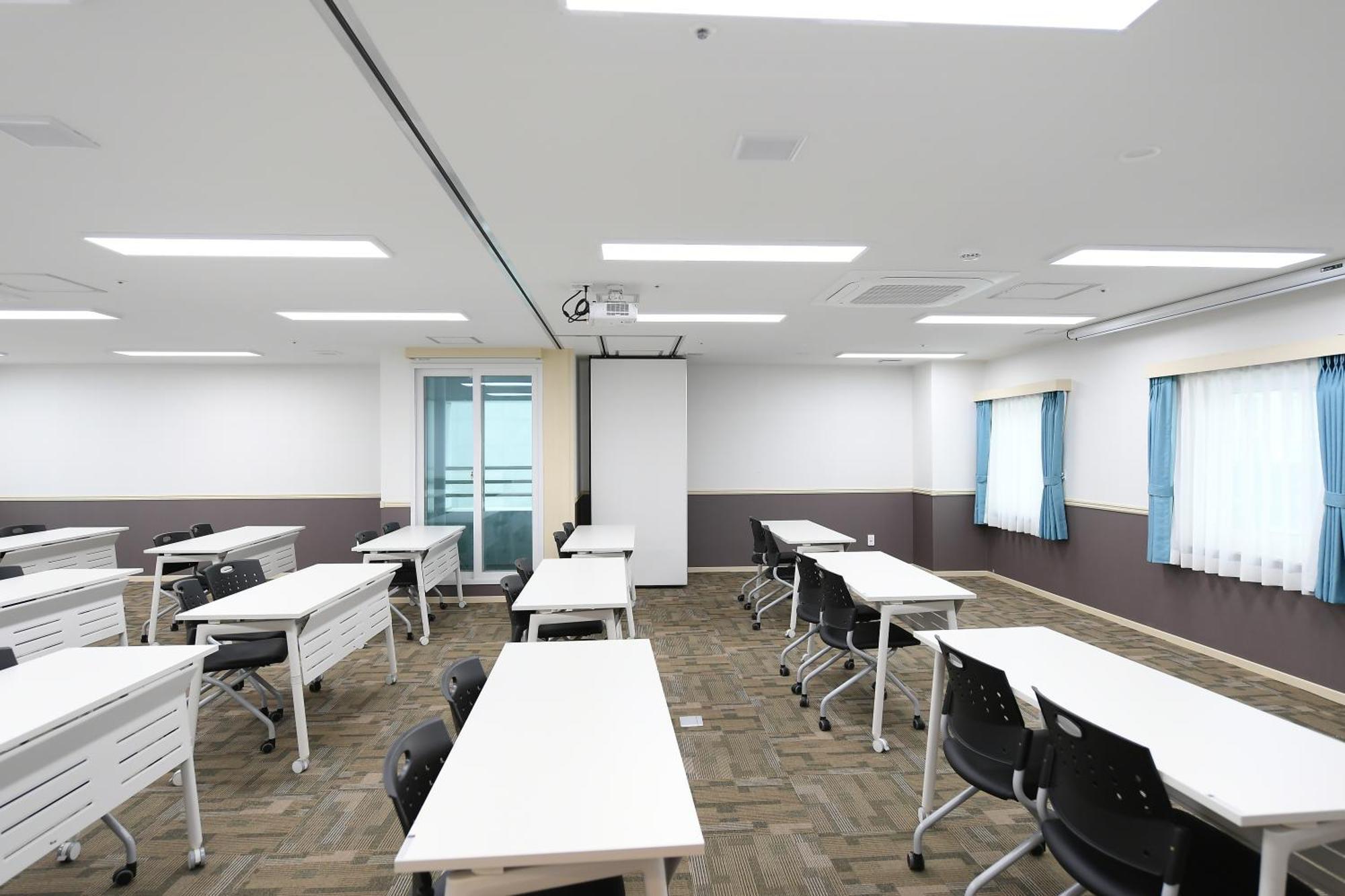 Toyoko Inn Changwon Zewnętrze zdjęcie