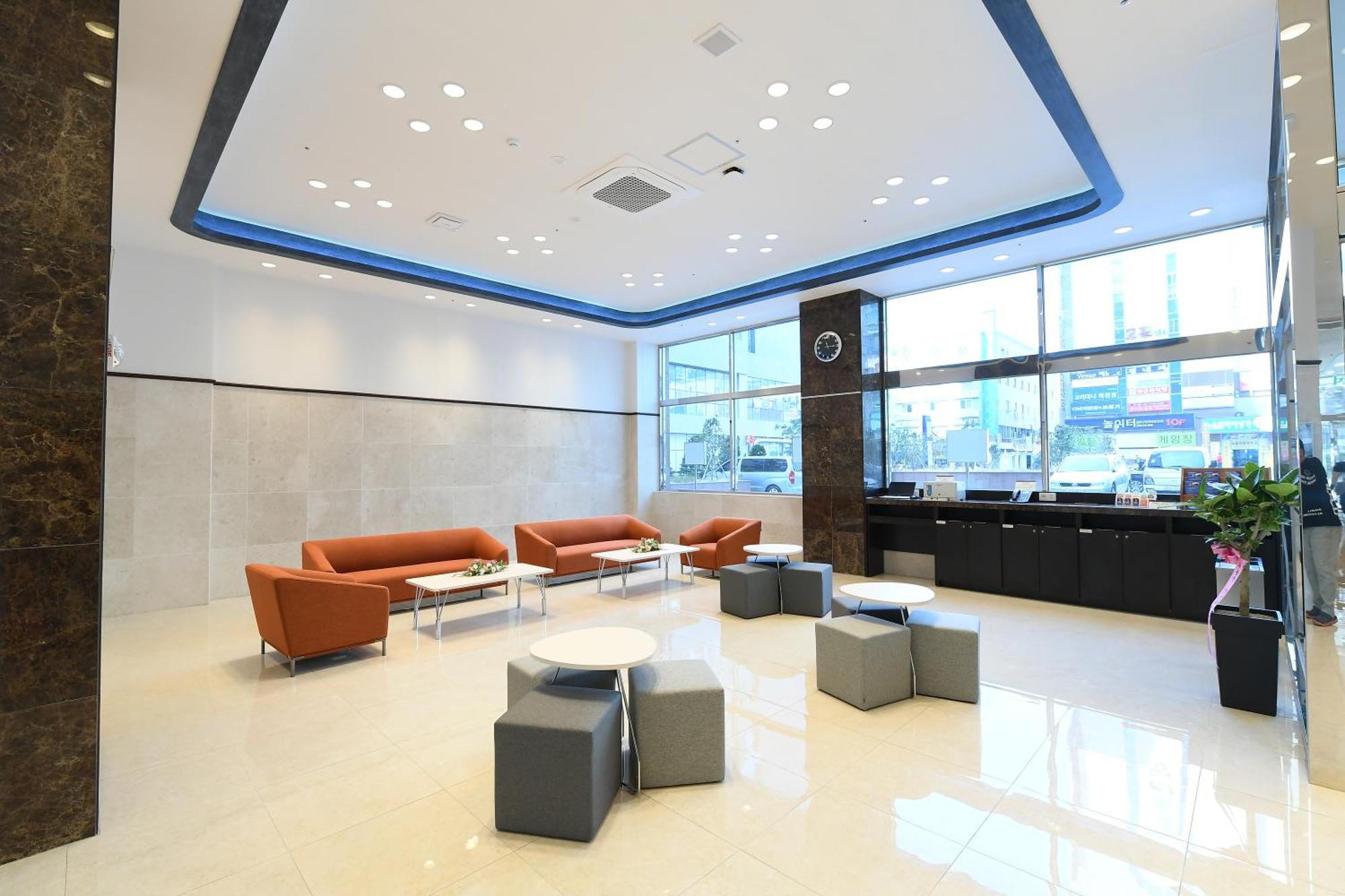 Toyoko Inn Changwon Zewnętrze zdjęcie