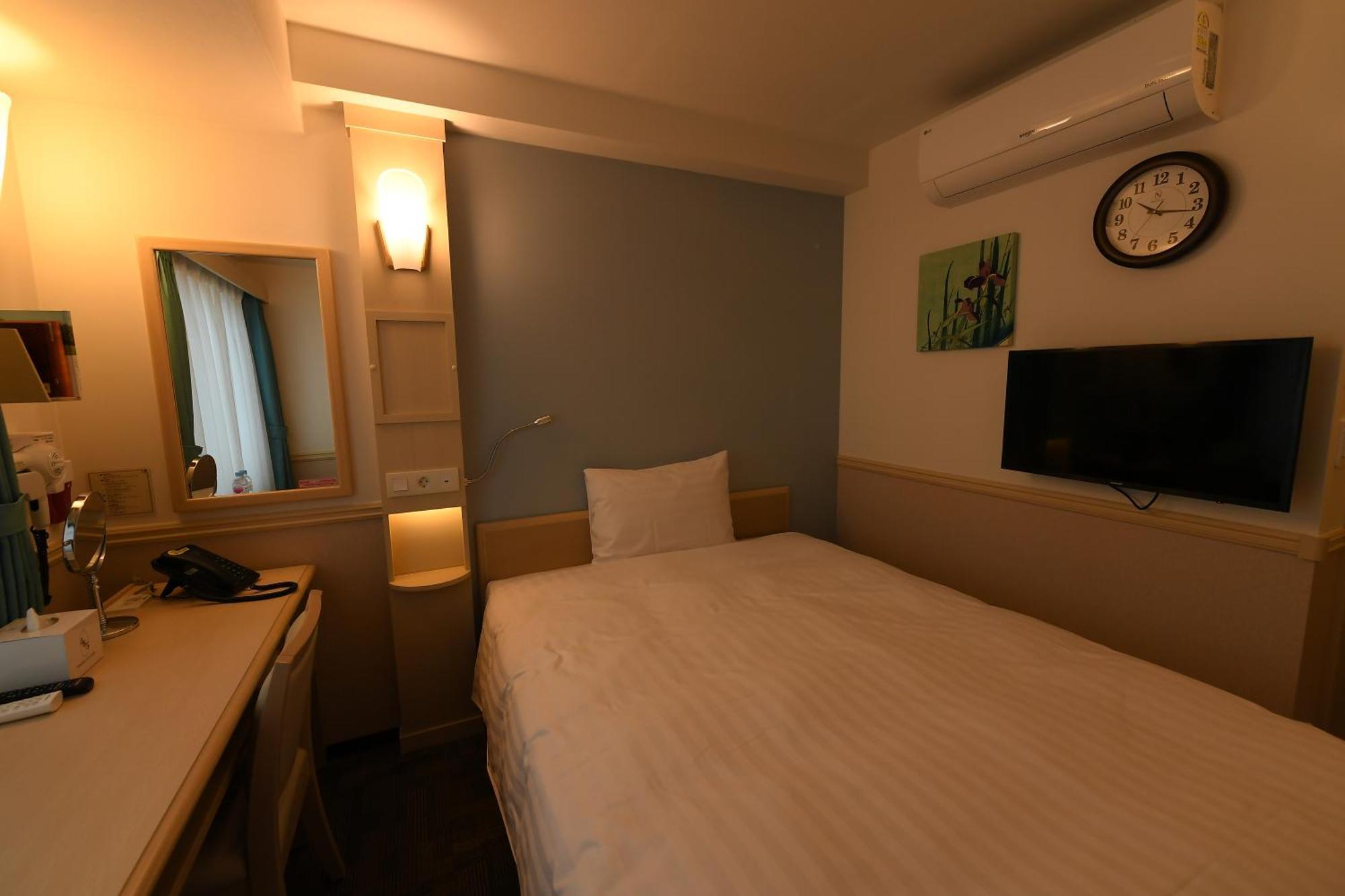 Toyoko Inn Changwon Zewnętrze zdjęcie