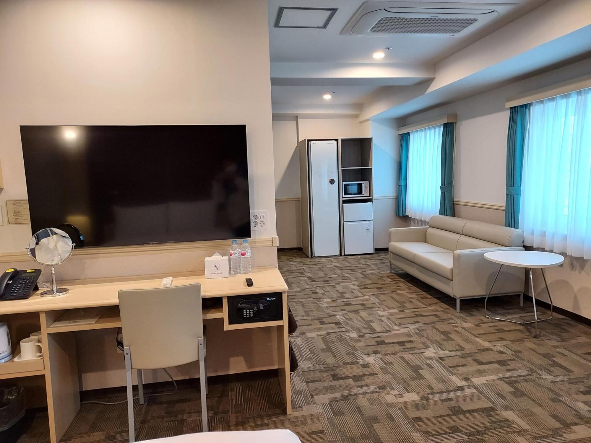 Toyoko Inn Changwon Zewnętrze zdjęcie