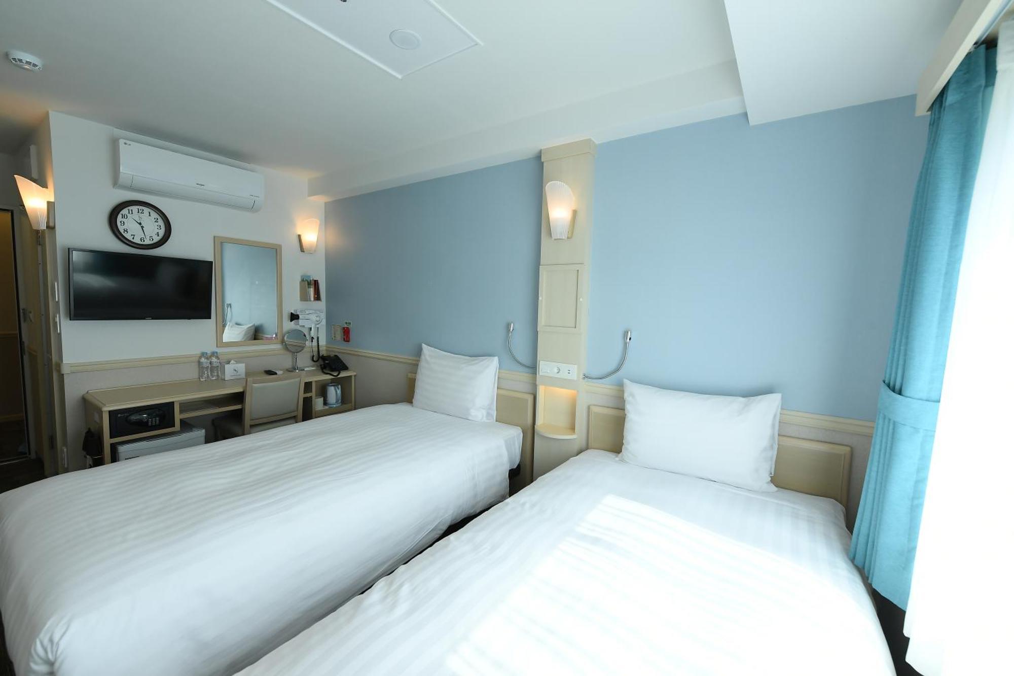Toyoko Inn Changwon Zewnętrze zdjęcie